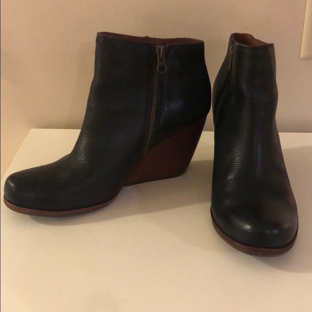 KorkEase Black Booties